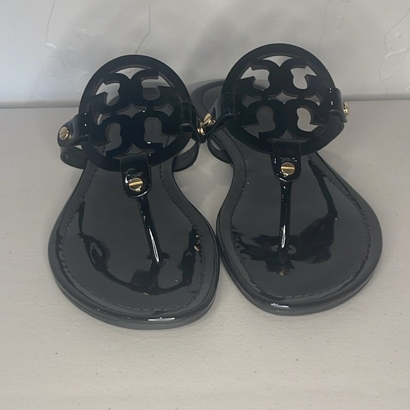 Tory Burch Miller Patent Perfect Balck Size 9 - Picture 3 of 16